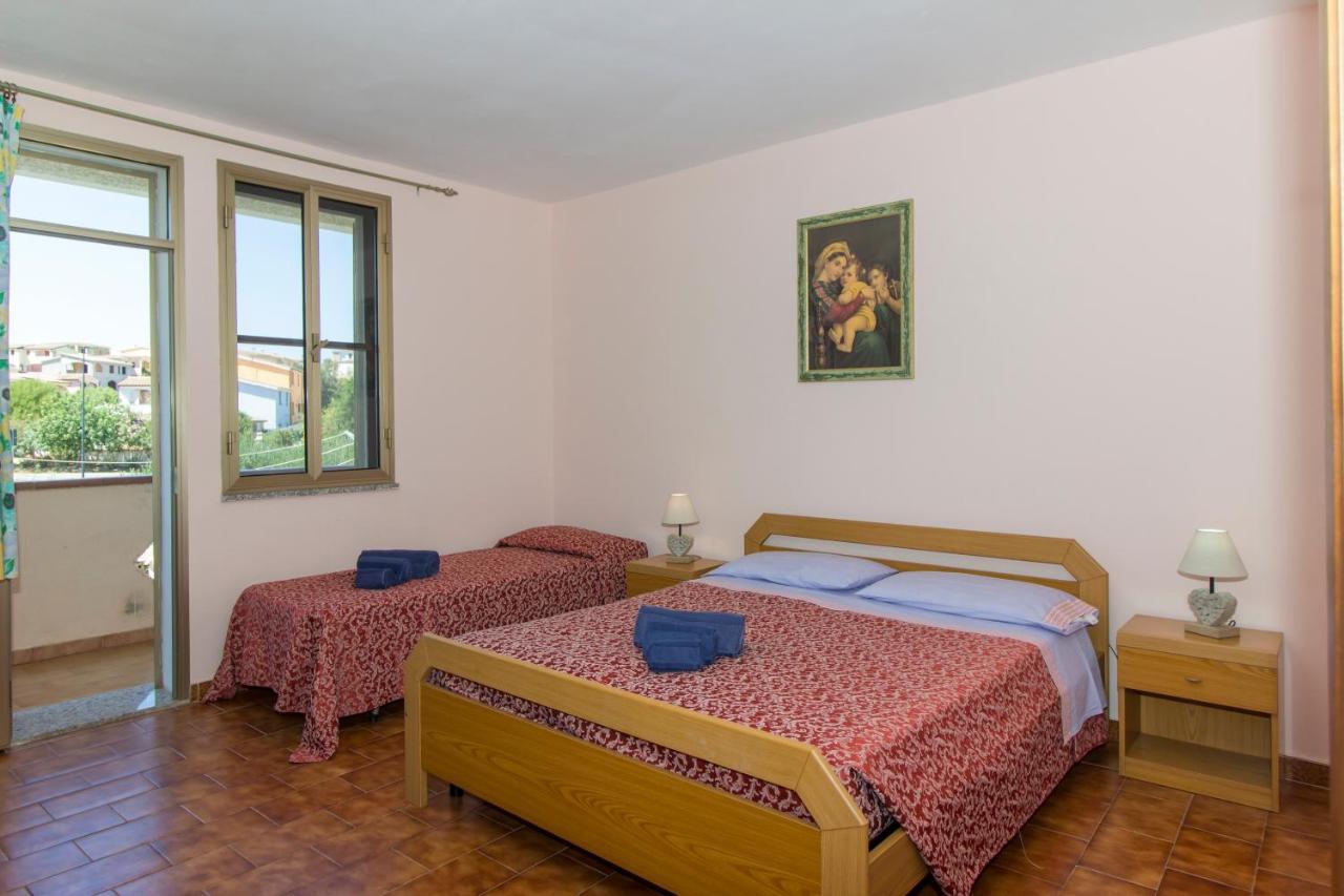 Appartamenti In Villa Con Ampio Giardino Esterno Posada  Dış mekan fotoğraf