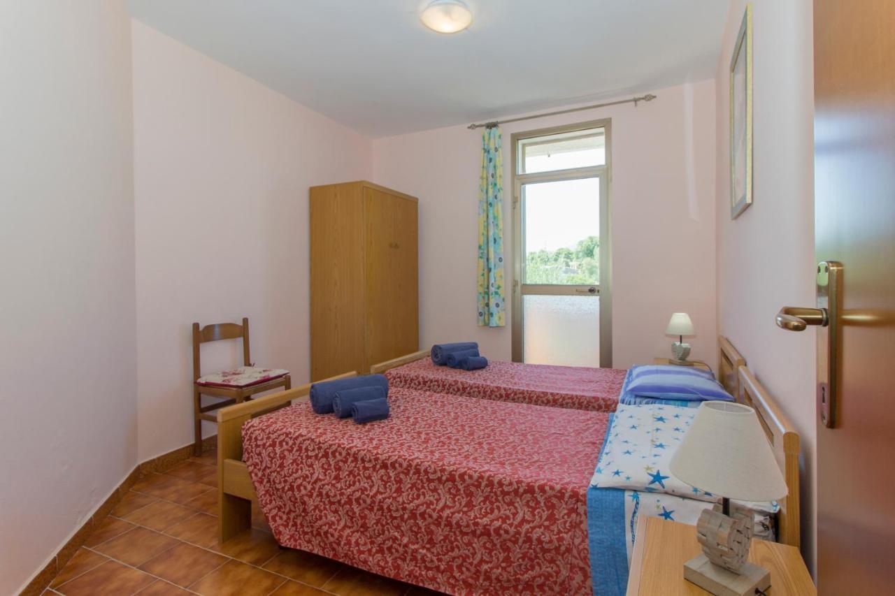 Appartamenti In Villa Con Ampio Giardino Esterno Posada  Dış mekan fotoğraf